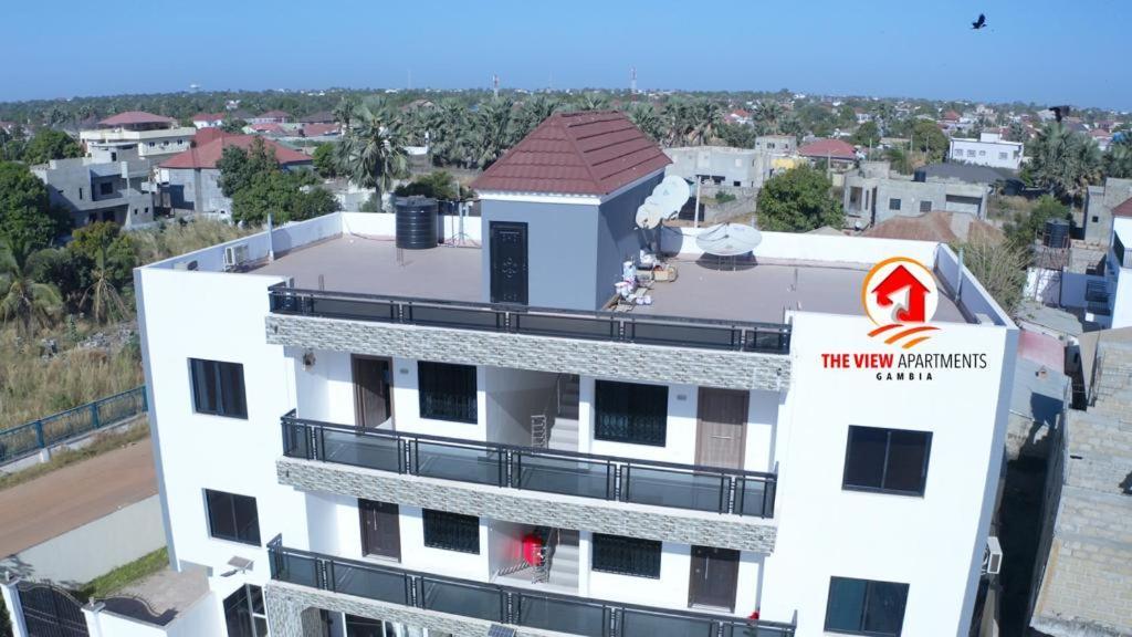 The View Apartments Brusubi Esterno foto