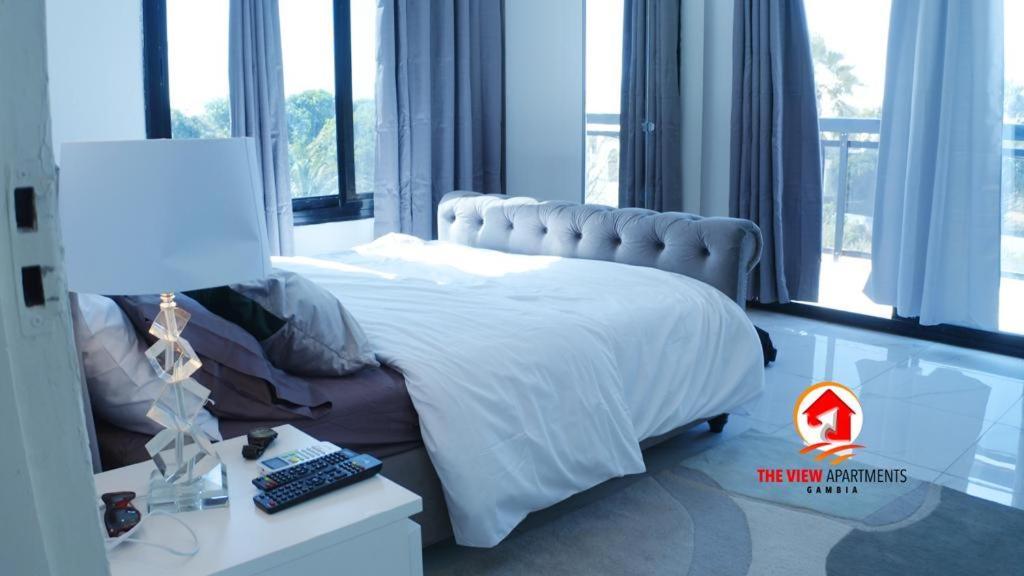 The View Apartments Brusubi Esterno foto