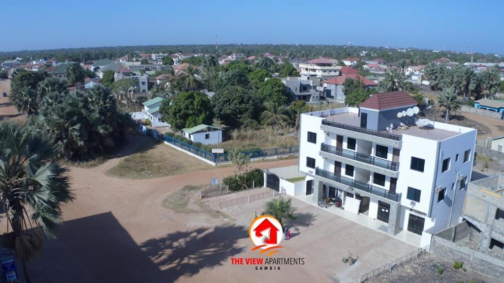 The View Apartments Brusubi Esterno foto