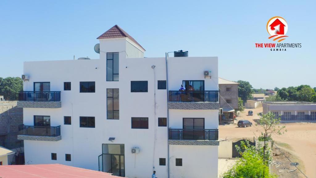The View Apartments Brusubi Esterno foto